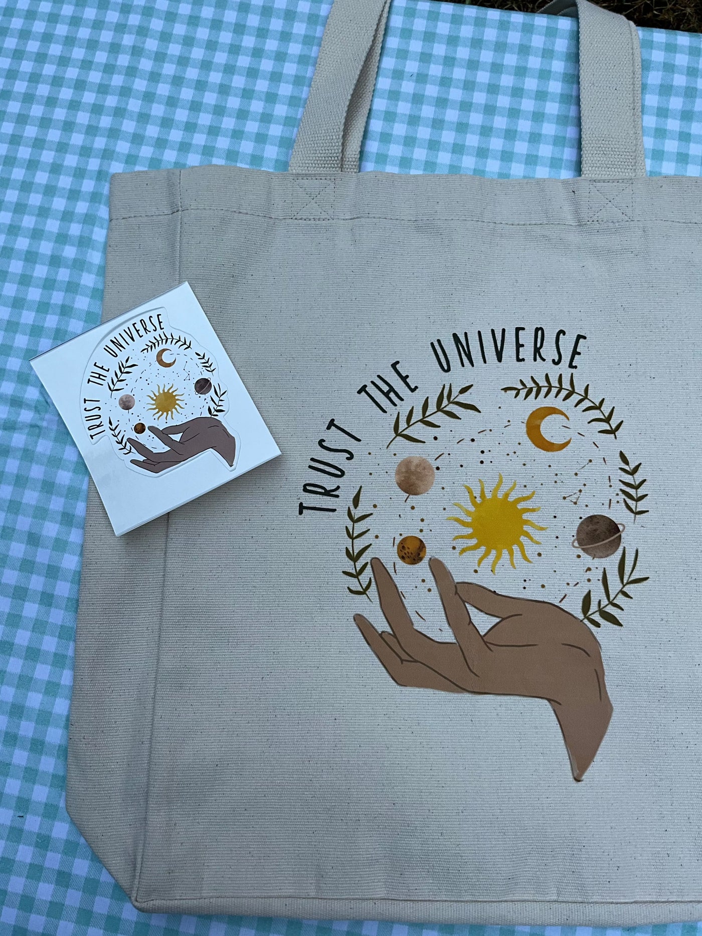 TRUST THE UNIVERSE STICKER - Bold&Goodly