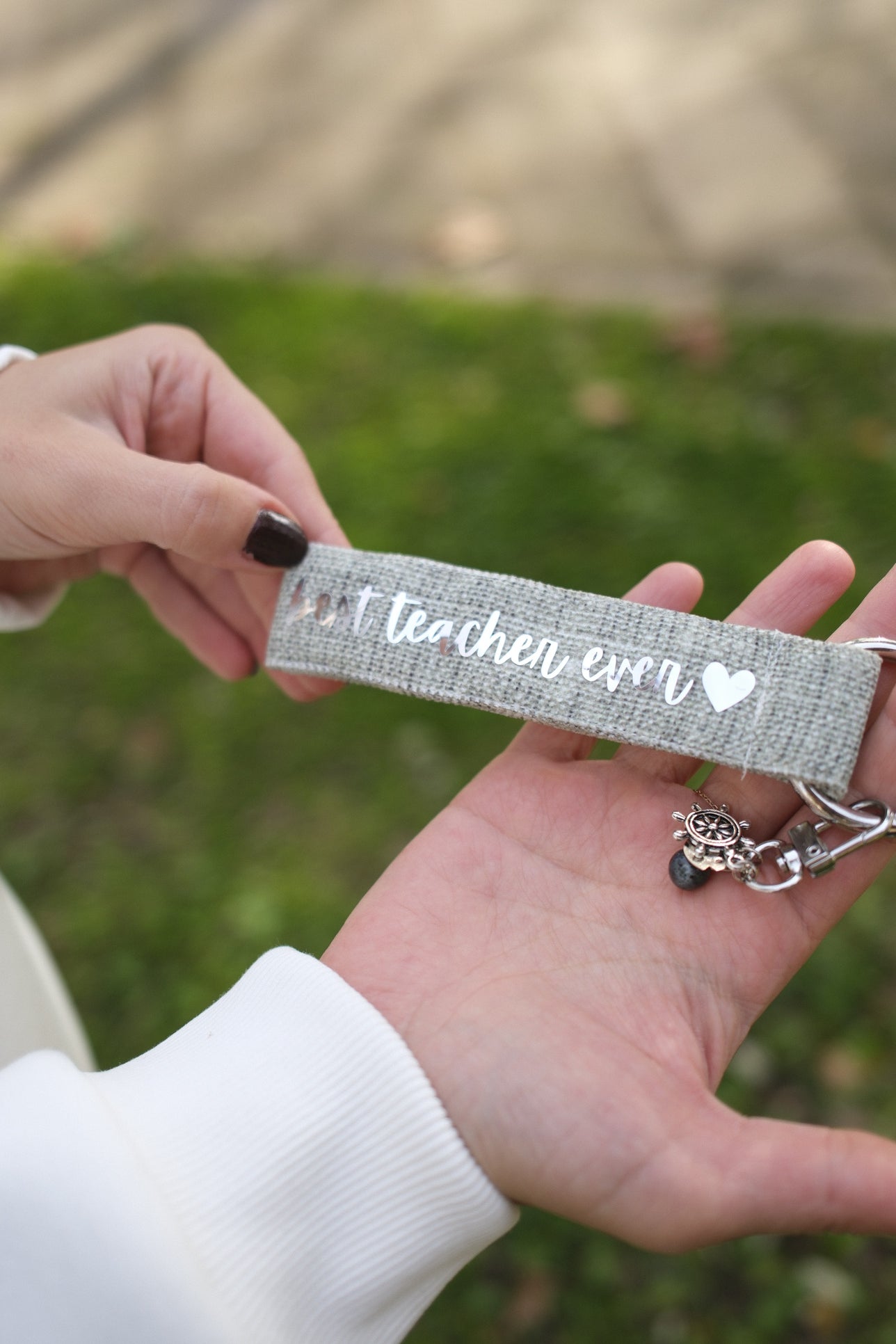 THEO KİŞİSELLEŞTİRİLEBİLİR BEST TEACHER EVER YAZILI ÇİFT TARAFLI ANAHTARLIK