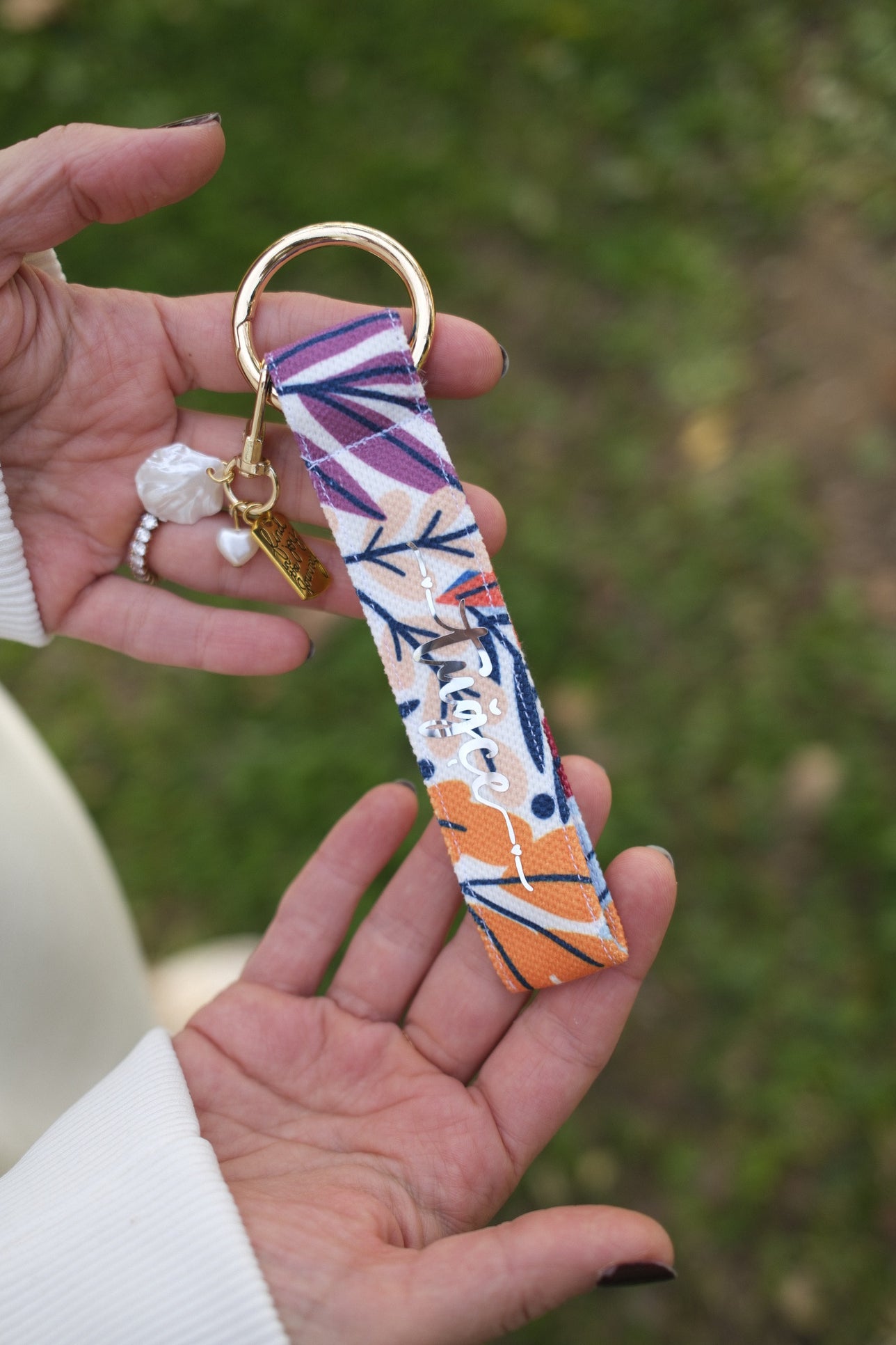 IVY KİŞİSELLEŞTİRİLEBİLİR BEST TEACHER EVER YAZILI ÇİFT TARAFLI ANAHTARLIK