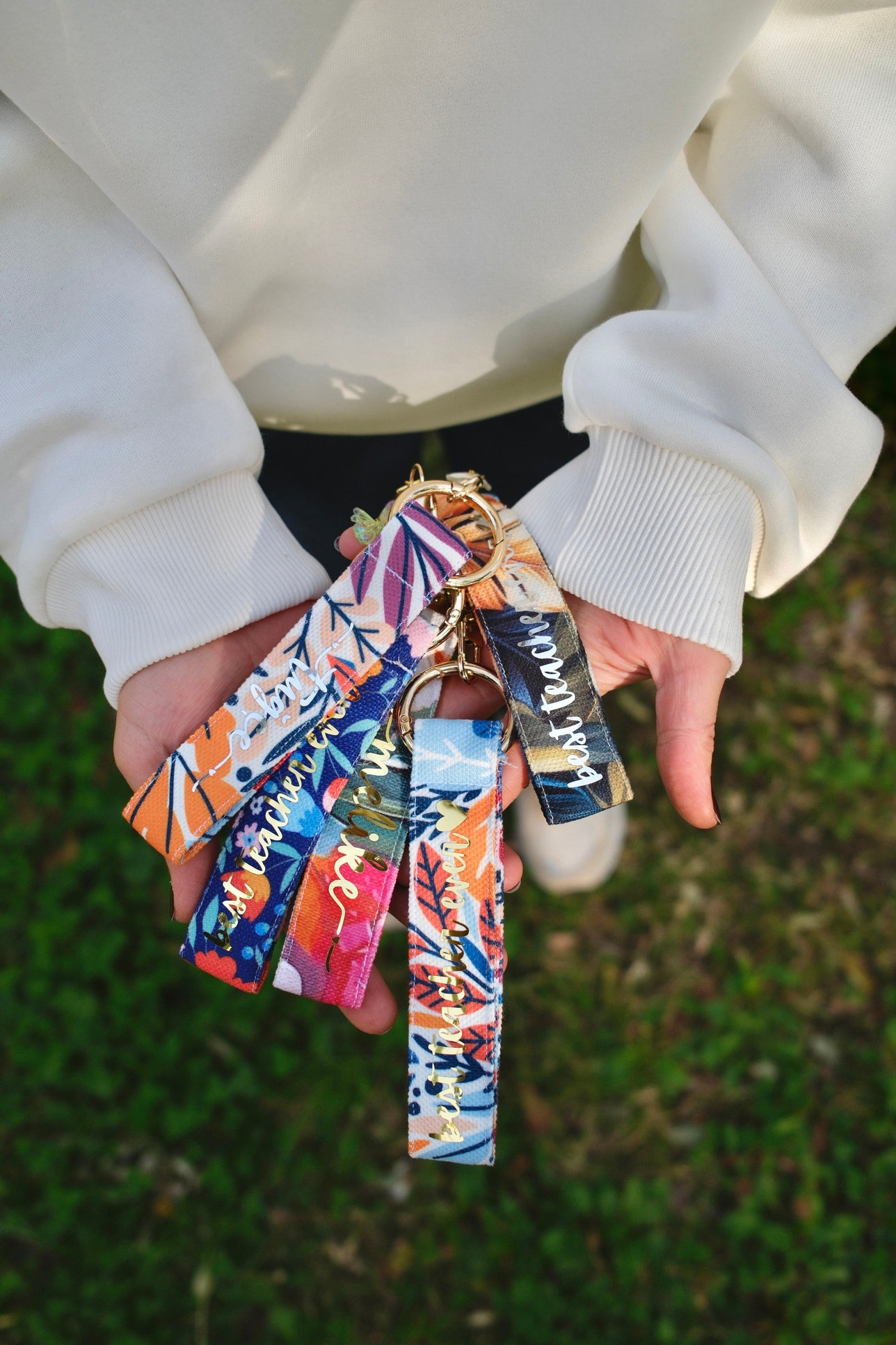 FOREST KİŞİSELLEŞTİRİLEBİLİR BEST TEACHER EVER YAZILI ÇİFT TARAFLI ANAHTARLIK